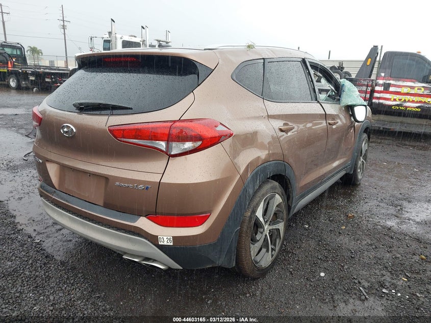 2017 Hyundai Tucson VIN KM8J33A27HU374666 IAAI salvage auction — ALL OVER, Salvage (Hawaii), sold $125 on 2026-07-21 (photo 4)