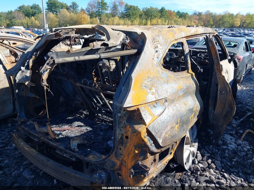 2023 Toyota Highlander VIN 5TDKDRBH4PS037371 IAAI salvage auction — TOTAL BURN, Salvage Title, sold $1,275 on 2026-07-17 (photo 4)