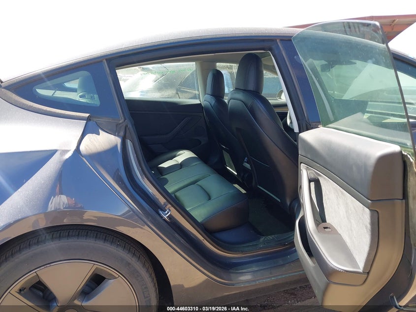 2023 Tesla Model 3 VIN 5YJ3E1EA1PF403809 IAAI salvage auction — REAR END, Salvage Title, sold $25 on 2026-07-21 (photo 8)