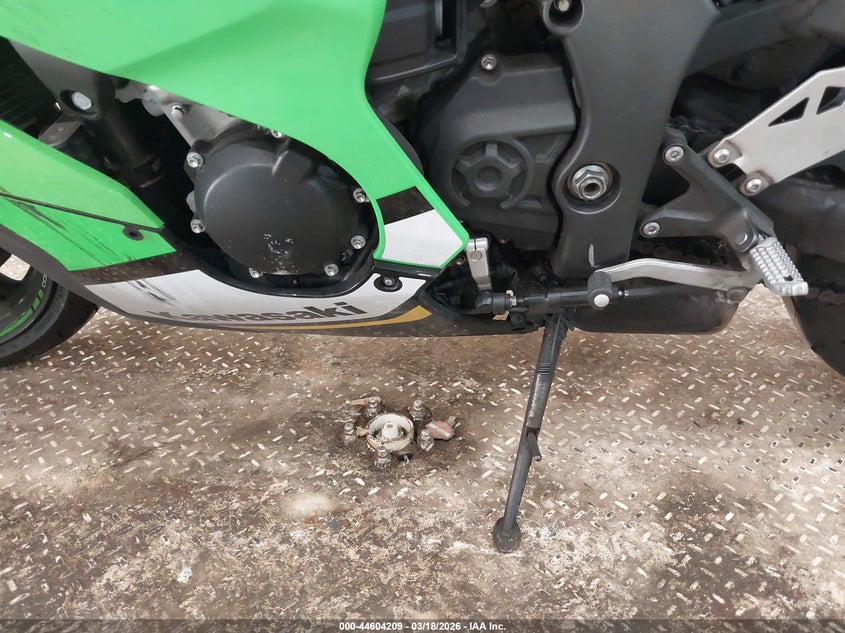 2025 Kawasaki Zx VIN JKBZXVL13SA017737 IAAI salvage auction — LEFT FRONT, Salvage Title, sold $2,650 on 2026-07-23 (photo 9)