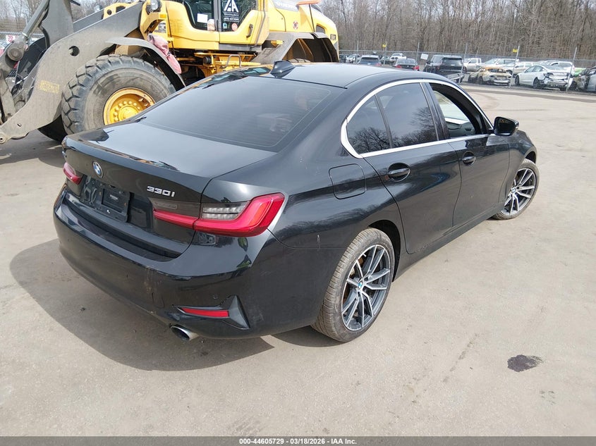 2019 BMW 3er VIN WBA5R7C56KAJ81546 IAAI salvage auction — LEFT SIDE, Salvage Title, sold $7,500 on 2026-07-20 (photo 4)