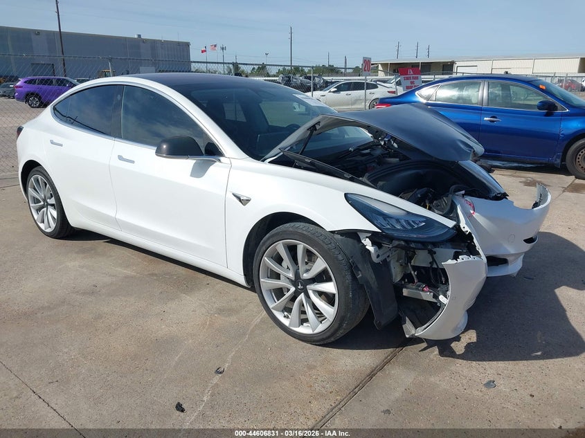 2019 Tesla Model 3 VIN 5YJ3E1EA5KF301518 IAAI salvage auction — FRONT END, Original (Texas), sold $5,450 on 2026-07-16 (photo 1)