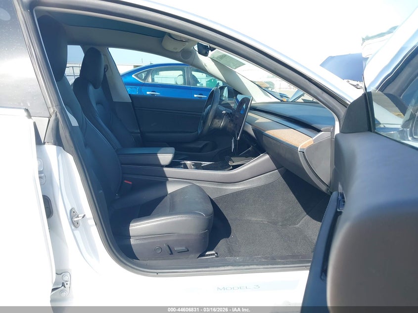 2019 Tesla Model 3 VIN 5YJ3E1EA5KF301518 IAAI salvage auction — FRONT END, Original (Texas), sold $5,450 on 2026-07-16 (photo 5)