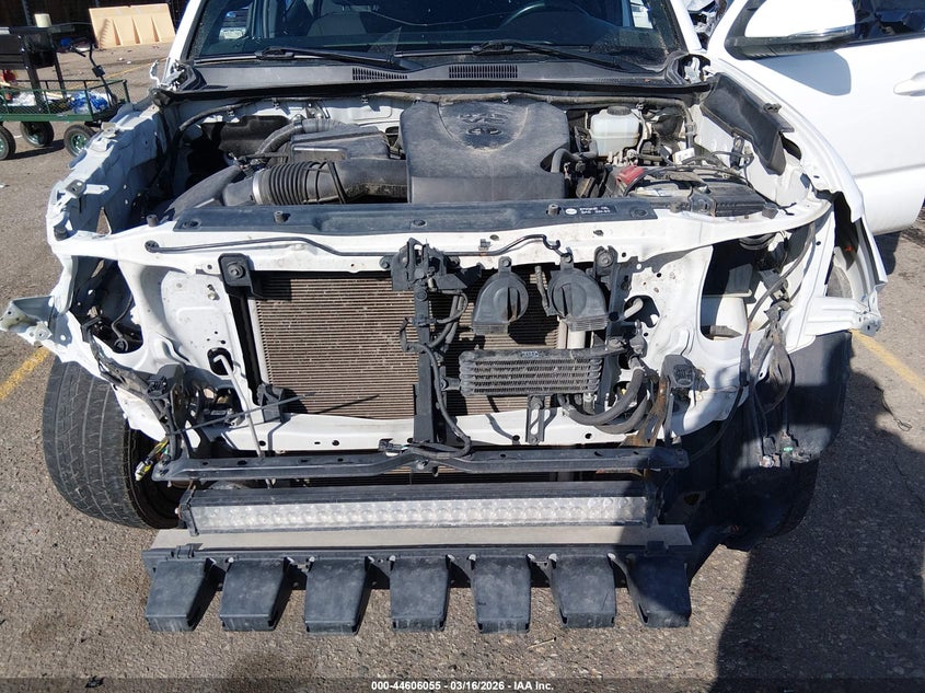 2017 Toyota Tacoma VIN 5TFDZ5BN9HX017136 IAAI salvage auction — FRONT END, Salvage (Colorado), sold $8,500 on 2026-07-28 (photo 6)