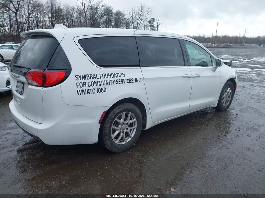 2020 Chrysler Pacifica VIN 2C4RC1FG8LR266899 IAAI salvage auction — FRONT END, Salvage Title, sold $2,200 on 2026-08-28 (photo 4)
