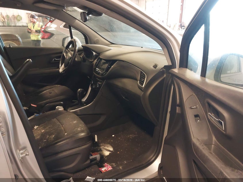 2019 Chevrolet Trax VIN KL7CJLSB6KB818976 IAAI salvage auction — FRONT END, Salvage Title, sold $775 on 2026-07-07 (photo 5)