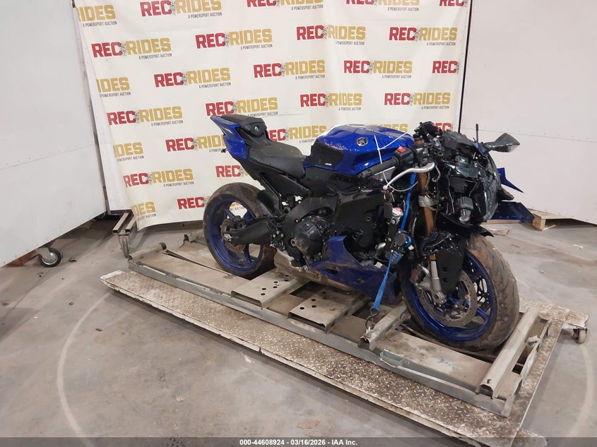 2026 Yamaha VIN JYARNA3E6TA001069 IAAI salvage auction — FRONT END, Salvage Title, sold $2,150 on 2026-07-30 (photo 1)