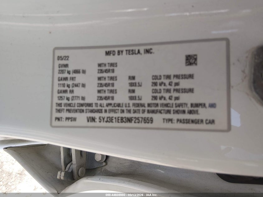 2022 Tesla Model 3 VIN 5YJ3E1EB3NF257659 IAAI salvage auction — RIGHT SIDE, Salvage Title, sold $25 on 2026-07-30 (photo 9)