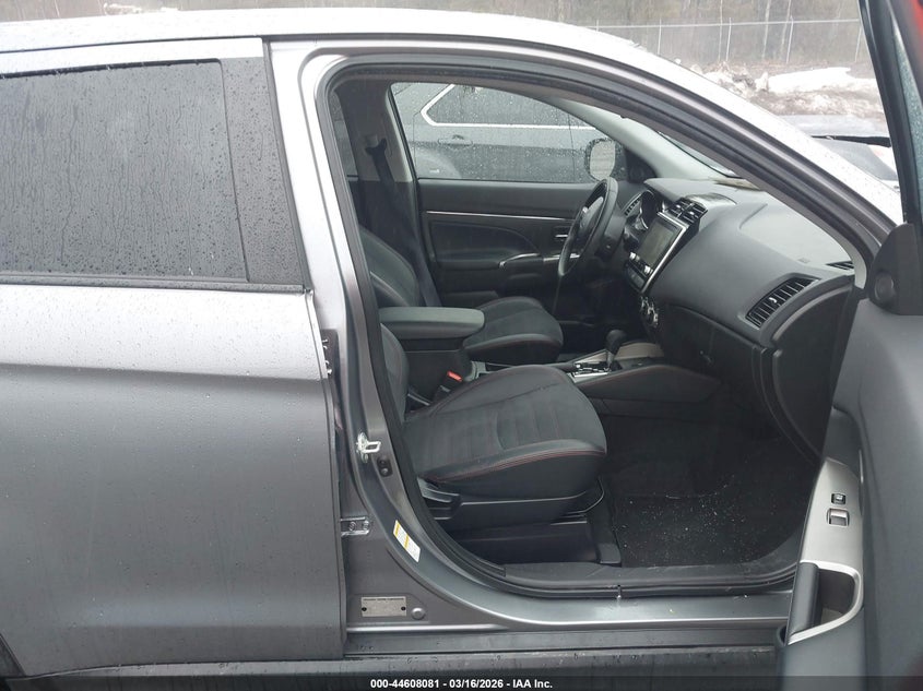 2022 Mitsubishi Outlander VIN JA4ARUAU2NU010011 IAAI salvage auction — TRANSMISSION, Salvage Title, sold $6,500 on 2026-07-15 (photo 5)