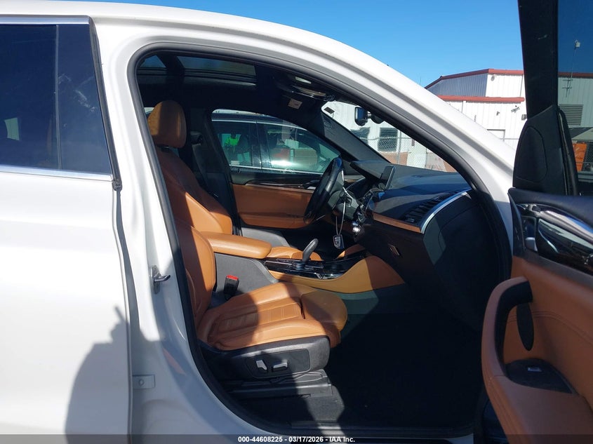 2021 BMW X4 VIN 5UX2V1C06M9H37203 IAAI salvage auction — THEFT, Salvage (Louisiana), sold $17,000 on 2026-08-29 (photo 5)