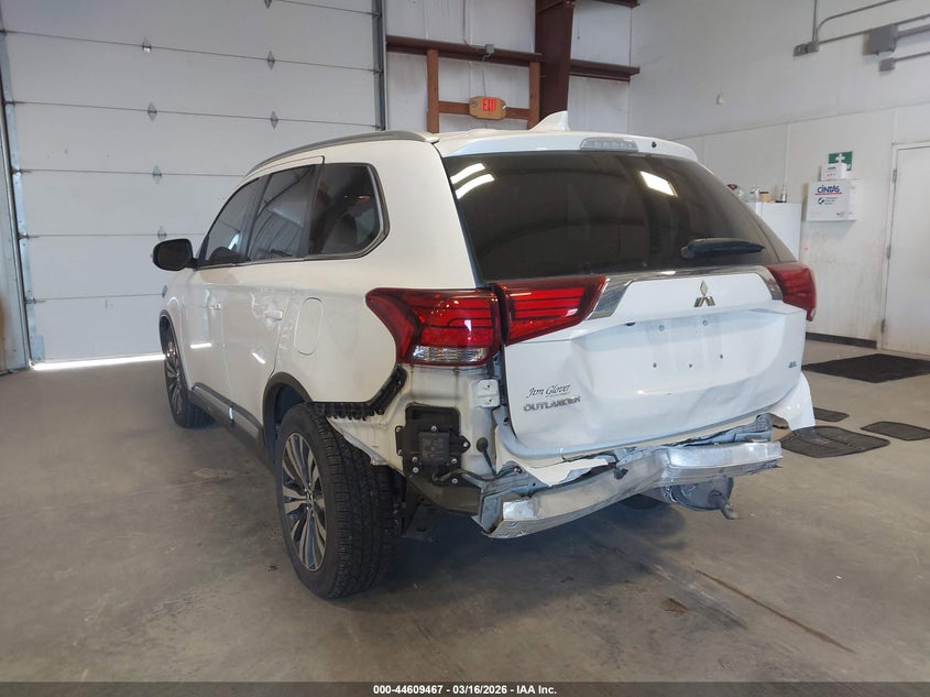 2020 Mitsubishi Outlander VIN JA4AZ3A38LZ025467 IAAI salvage auction — REAR END, Clear (Oklahoma), sold $5,300 on 2026-07-07 (photo 3)