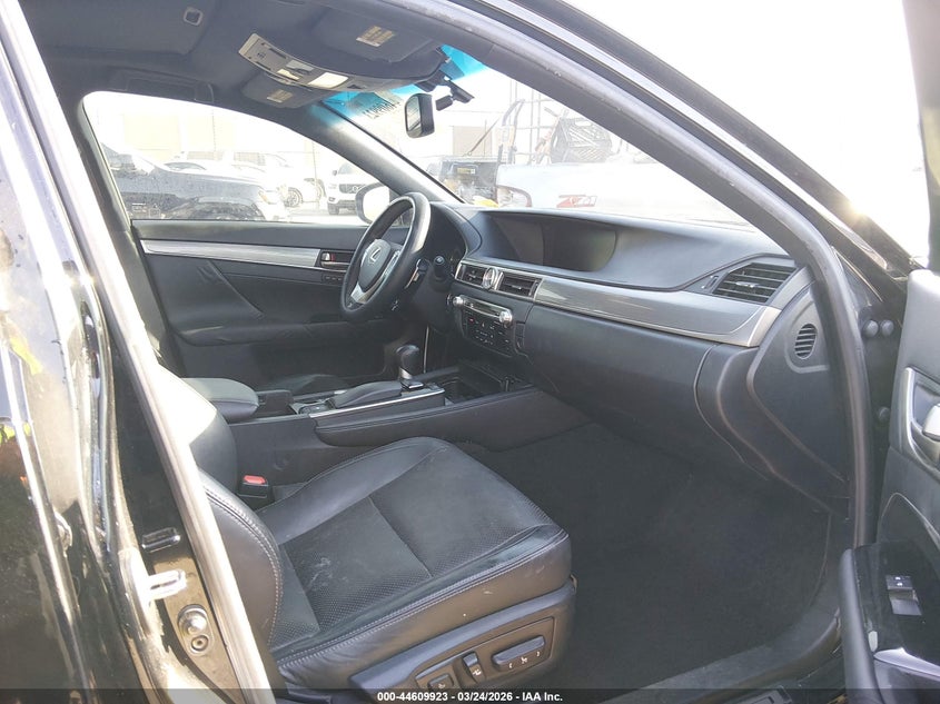 2014 Lexus Gs VIN JTHBE1BL4E5043739 IAAI salvage auction — REAR END, Wait Title, sold $5,000 on 2026-07-22 (photo 5)
