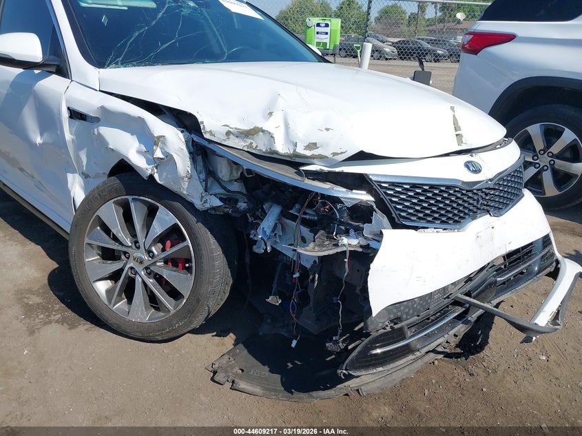 2016 Kia Optima VIN 5XXGW4L25GG011540 IAAI salvage auction — FRONT END, Salvage Title, sold $725 on 2026-07-28 (photo 6)
