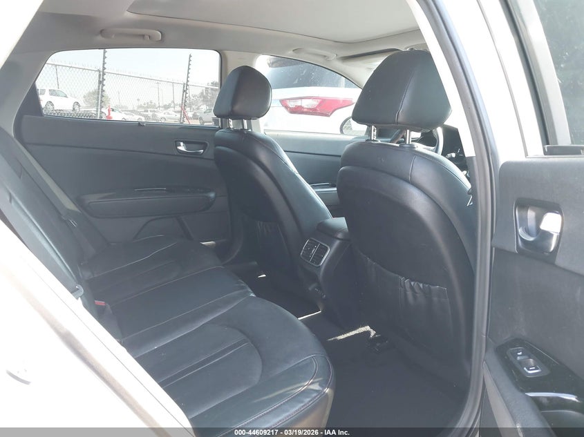 2016 Kia Optima VIN 5XXGW4L25GG011540 IAAI salvage auction — FRONT END, Salvage Title, sold $725 on 2026-07-28 (photo 8)
