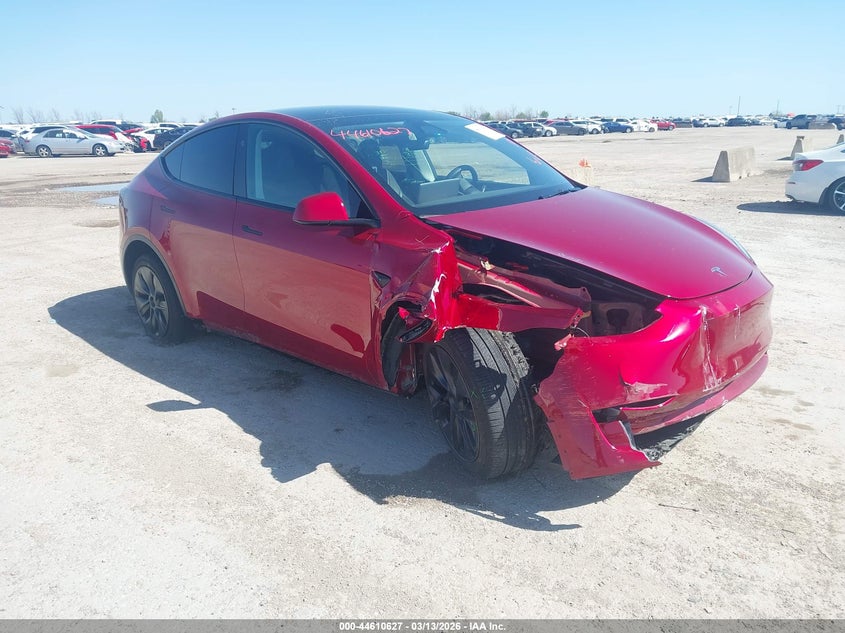 2025 Tesla Model y VIN 7SAYGDED4SA357963 IAAI salvage auction — FRONT END, Salvage Title, sold $16,250 on 2026-07-16 (photo 6)