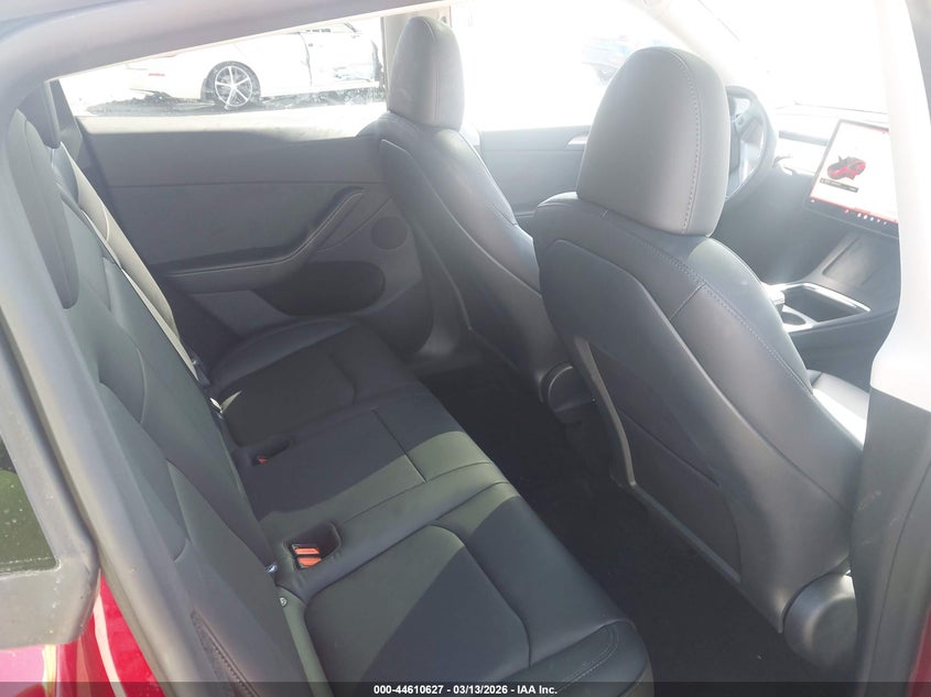 2025 Tesla Model y VIN 7SAYGDED4SA357963 IAAI salvage auction — FRONT END, Salvage Title, sold $16,250 on 2026-07-16 (photo 8)