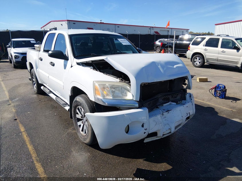 2008 Mitsubishi Raider VIN 1Z7HC28K98S572393 IAAI salvage auction — FRONT END, Salvage (South Carolina), sold $475 on 2026-07-08 (photo 1)