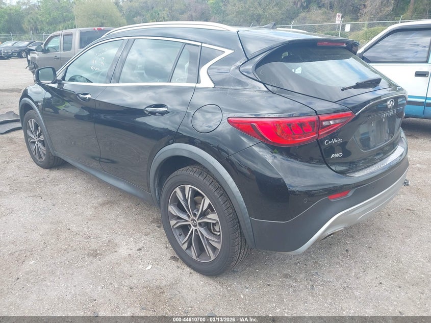 2017 Infiniti Qx30 VIN SJKCH5CR8HA034381 IAAI salvage auction — RIGHT FRONT, Salvage Title, sold $3,200 on 2026-07-09 (photo 3)