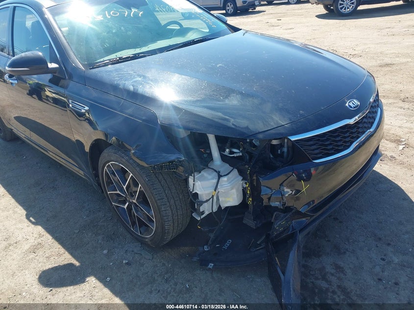 2020 Kia Optima VIN 5XXGT4L38LG438710 IAAI salvage auction — RIGHT FRONT, Salvage Title, sold $575 on 2026-07-28 (photo 6)