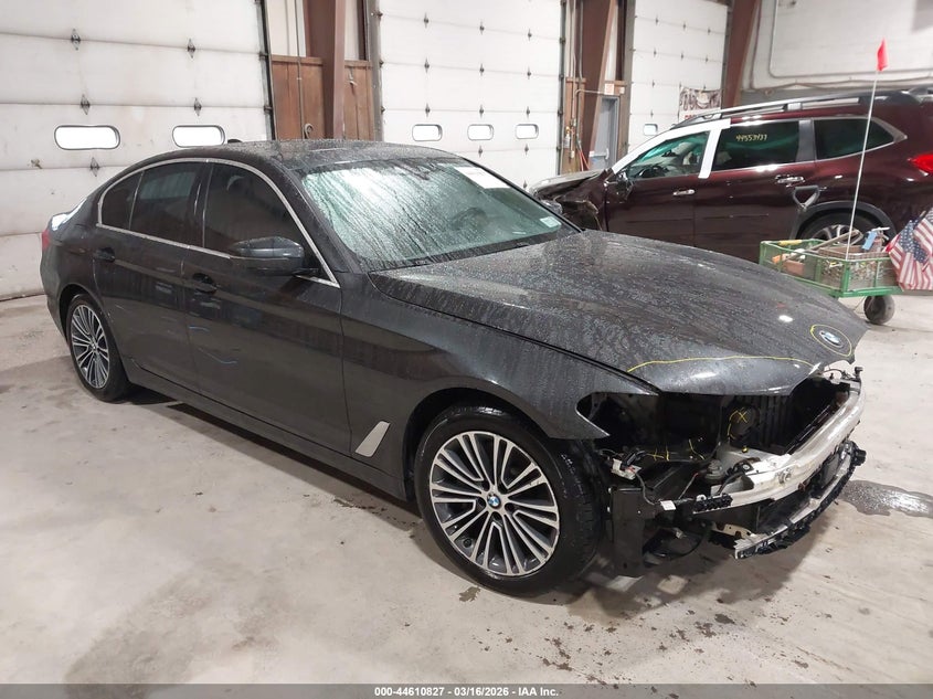 2019 BMW 5er VIN WBAJA7C55KWW23354 IAAI salvage auction — FRONT END, Salvage Title, sold $7,575 on 2026-07-15 (photo 1)