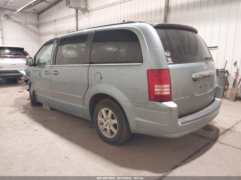 2010 Chrysler Town & country VIN 2A4RR5D12AR168009 IAAI salvage auction — FRONT END, Salvage (Iowa), sold $400 on 2026-07-09 (photo 3)
