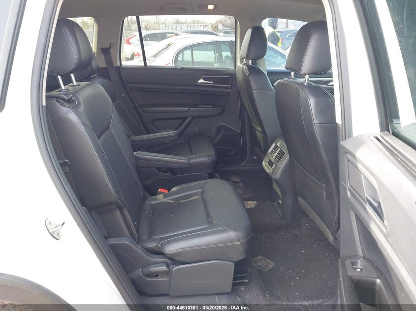 2018 Volkswagen Atlas VIN 1V2ER2CAXJC576091 IAAI salvage auction — FRONT END, Salvage Title, sold $3,000 on 2026-07-28 (photo 8)