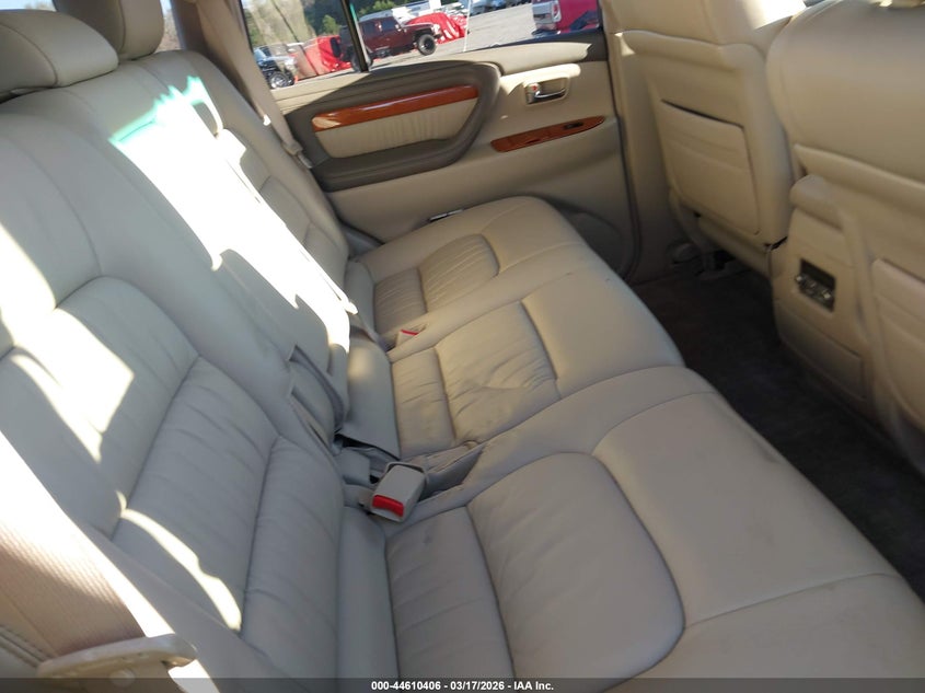 2007 Lexus Lx VIN JTJHT00WX74023154 IAAI salvage auction — RIGHT FRONT, Salvage (North Carolina), sold $6,600 on 2026-07-16 (photo 8)