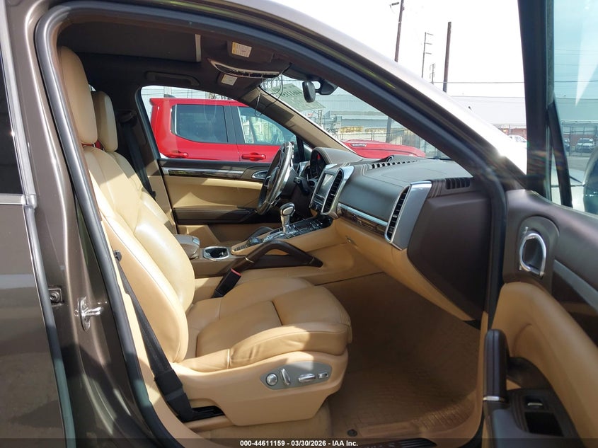 2016 Porsche Cayenne VIN WP1AB2A27GLA93021 IAAI salvage auction — FRONT END, Salvage (California), sold $5,250 on 2026-07-28 (photo 5)