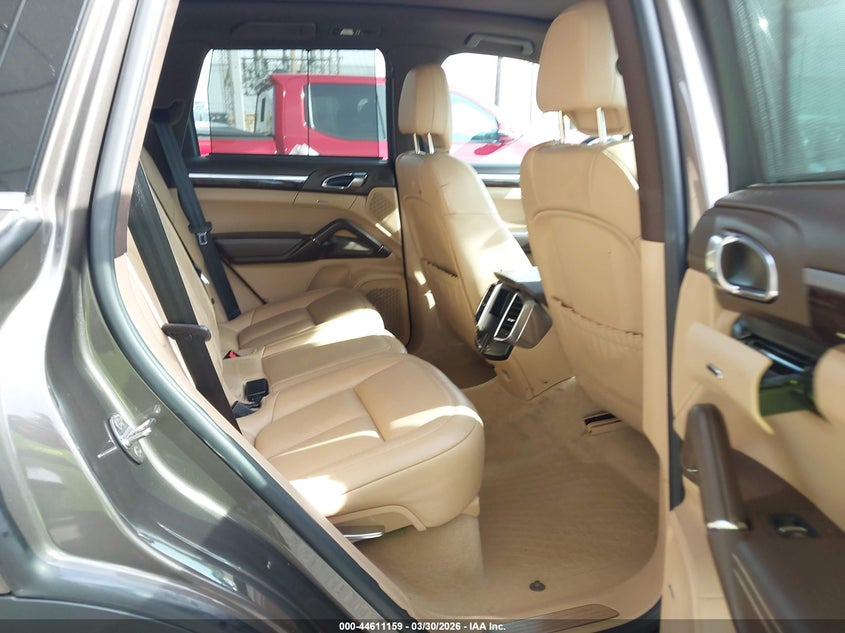 2016 Porsche Cayenne VIN WP1AB2A27GLA93021 IAAI salvage auction — FRONT END, Salvage (California), sold $5,250 on 2026-07-28 (photo 8)
