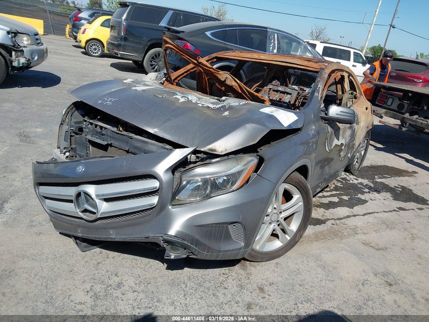 2015 Mercedes-benz Gla-klasse VIN WDCTG4GB9FJ163976 IAAI salvage auction — TOTAL BURN, Non-Repairable (California), sold $100 on 2026-07-16 (photo 2)