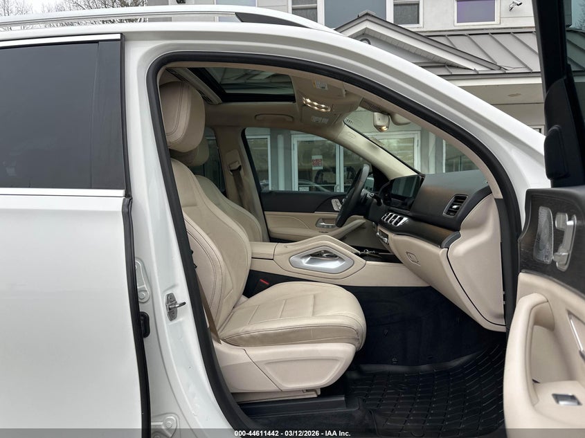 2020 Mercedes-benz Gle VIN 4JGFB4KE0LA023115 IAAI salvage auction — NORMAL WEAR, Clear (New York), sold $24,625 on 2026-08-15 (photo 5)
