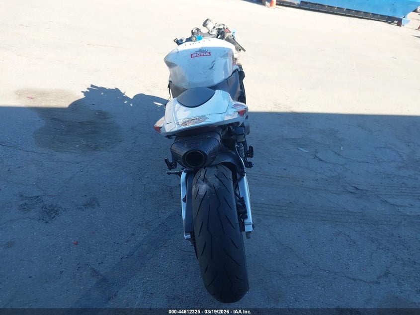 2011 Honda Cbr VIN JH2PC4068BK400050 IAAI salvage auction — THEFT, Salvage (California), sold $1,725 on 2026-07-22 (photo 6)