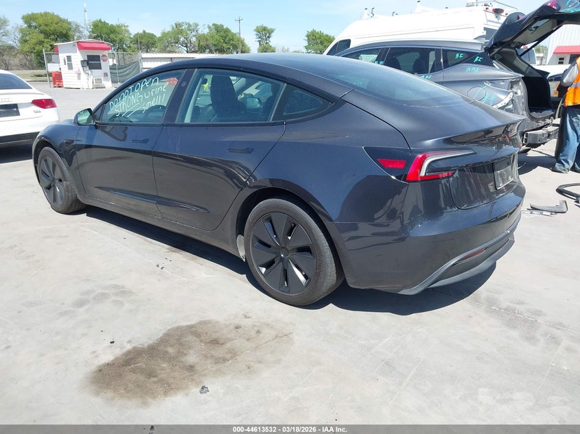 2024 Tesla Model 3 VIN 5YJ3E1EB5RF738891 IAAI salvage auction — RIGHT SIDE, Salvage Title, sold $19,600 on 2026-07-21 (photo 3)