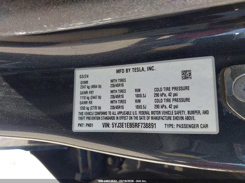 2024 Tesla Model 3 VIN 5YJ3E1EB5RF738891 IAAI salvage auction — RIGHT SIDE, Salvage Title, sold $19,600 on 2026-07-21 (photo 9)