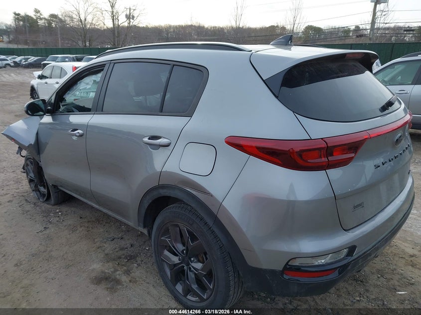 2022 Kia Sportage VIN KNDP6CACXN7988636 IAAI salvage auction — LEFT FRONT, Salvage (Pennsylvania), sold $3,300 on 2026-07-21 (photo 3)