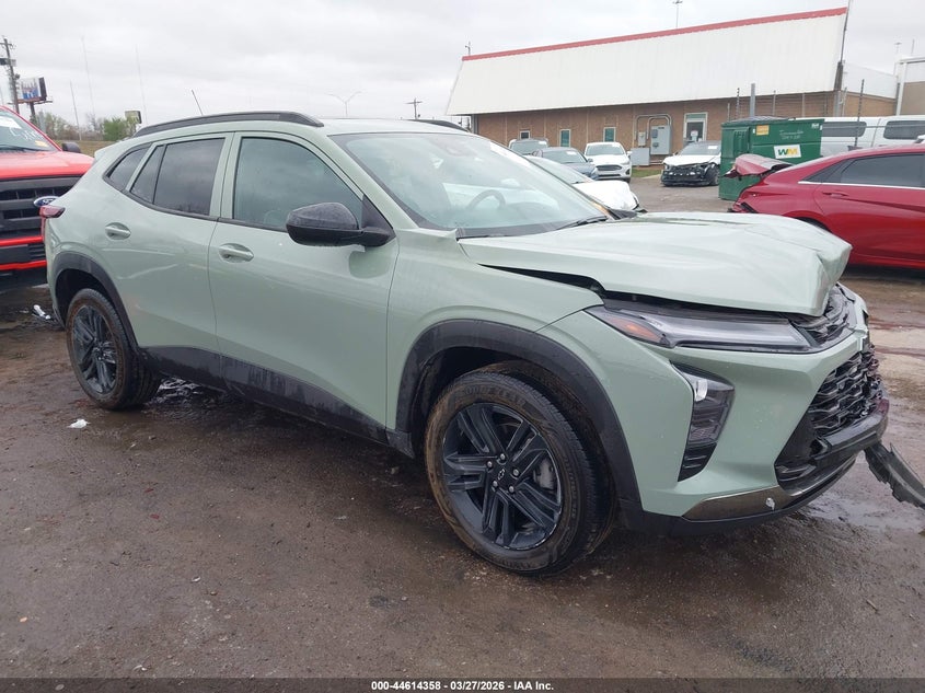 2025 Chevrolet Trax VIN KL77LKEPXSC008239 — IAAI salvage auction photo