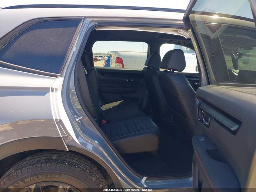 2026 Honda Cr-v VIN 7FARS6H96TE081894 IAAI salvage auction — RIGHT SIDE, Salvage Title, sold $14,825 on 2026-07-16 (photo 8)