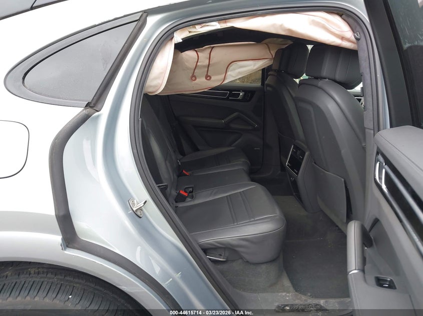 2021 Porsche Cayenne coupe VIN WP1BG2AY3MDA49131 IAAI salvage auction — FRONT END, Scrap (Michigan), sold $19,975 on 2026-07-27 (photo 8)