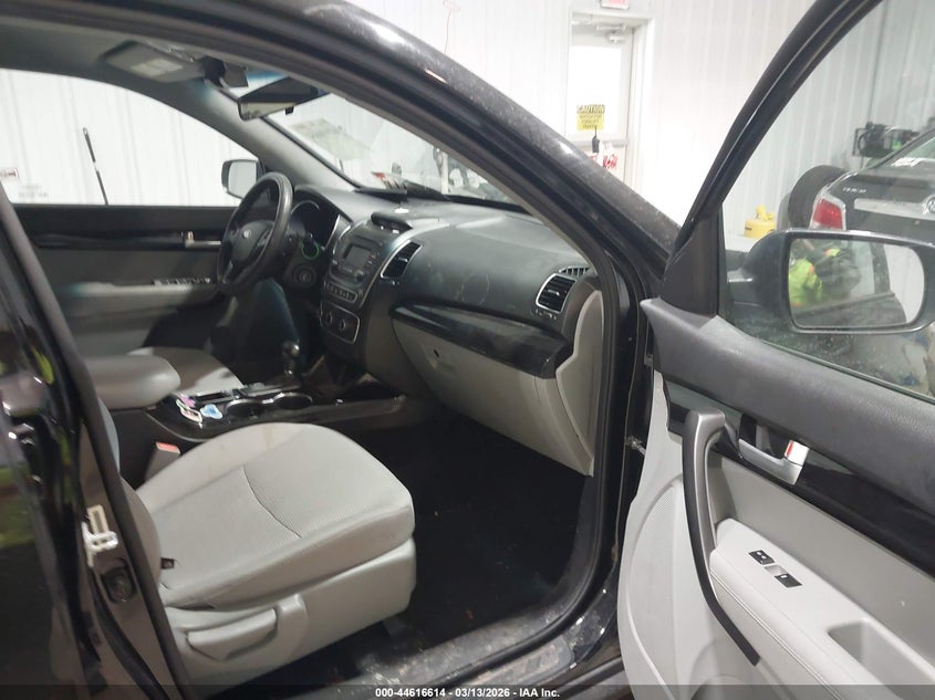 2015 Kia Sorento VIN 5XYKT3A65FG654337 IAAI salvage auction — LEFT FRONT, Prior Salvage (Minnesota), sold $1,300 on 2026-07-20 (photo 5)