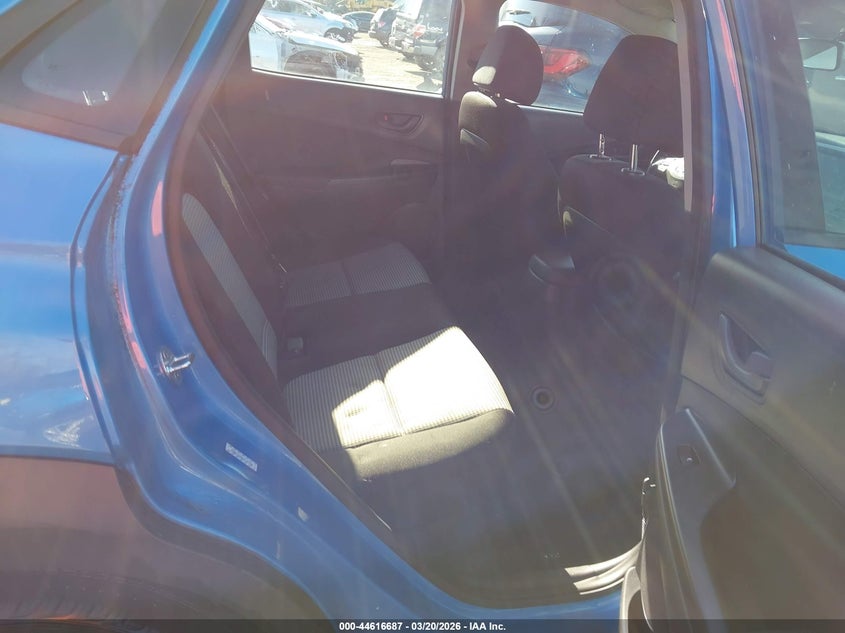 2018 Hyundai Kona VIN KM8K1CAA0JU179760 IAAI salvage auction — REAR END, Salvage Title, sold $2,650 on 2026-07-15 (photo 8)