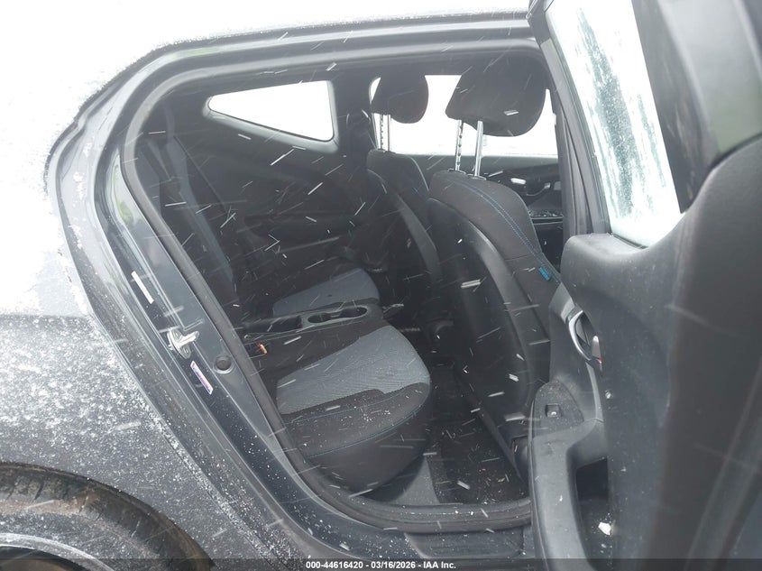 2019 Hyundai Veloster VIN KMHTG6AF4KU017941 IAAI salvage auction — FRONT END, Salvage Title, sold $550 on 2026-07-28 (photo 8)