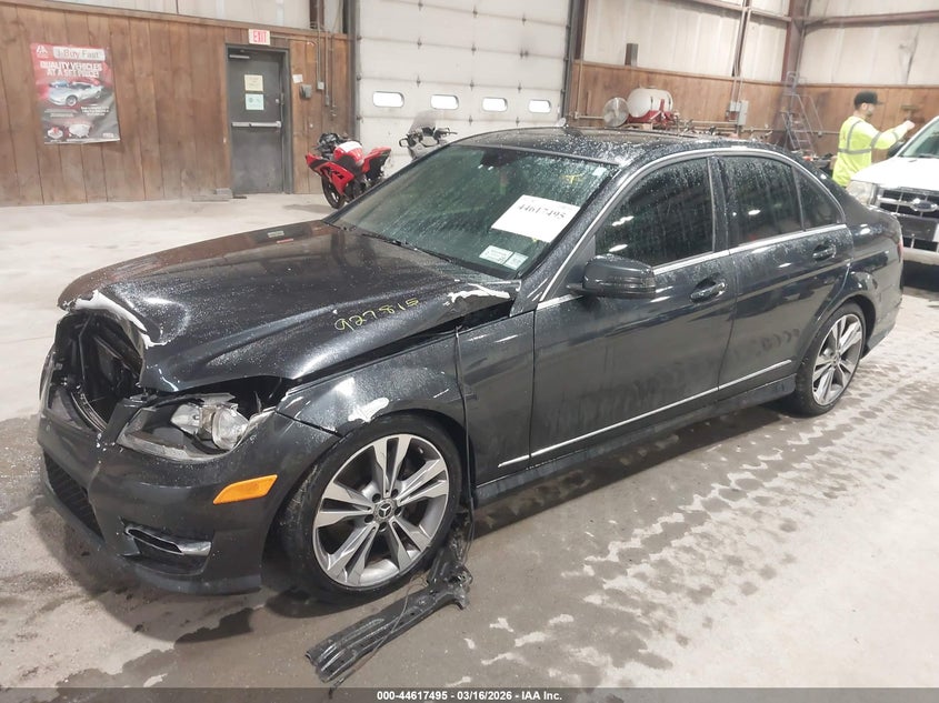2014 Mercedes-benz C-klasse VIN WDDGF8AB6EA927815 IAAI salvage auction — FRONT END, Salvage Title, sold $1,150 on 2026-07-15 (photo 2)