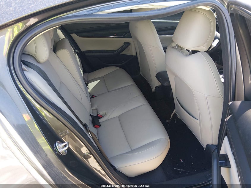 2019 Mazda 3 VIN 3MZBPADLXKM109500 IAAI salvage auction — TRANSMISSION, Salvage Title, sold $800 on 2026-07-21 (photo 8)