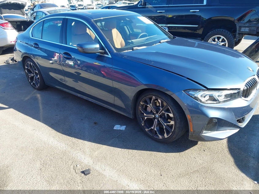 2025 BMW 3er VIN 3MW69CW0XS8F61496 — IAAI salvage auction photo