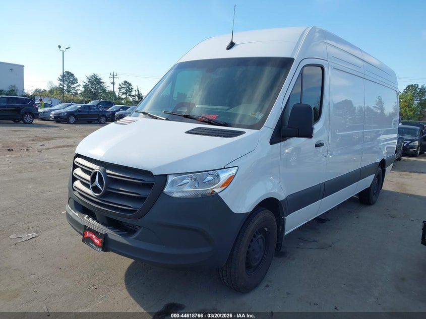 2025 Mercedes-benz Sprinter VIN W1Y4KCHY6ST208257 IAAI salvage auction — ENGINE DAMAGE, Salvage (North Carolina), sold $23,050 on 2026-07-13 (photo 2)