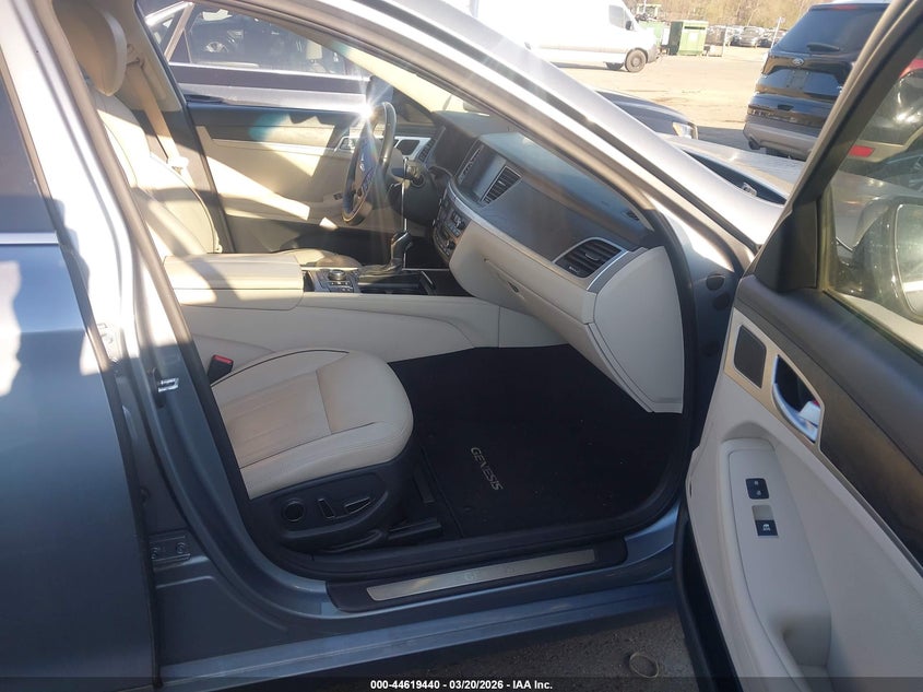2016 Hyundai Genesis VIN KMHGN4JE2GU106465 IAAI salvage auction — FRONT & REAR, Salvage Title, sold $3,500 on 2026-07-13 (photo 5)
