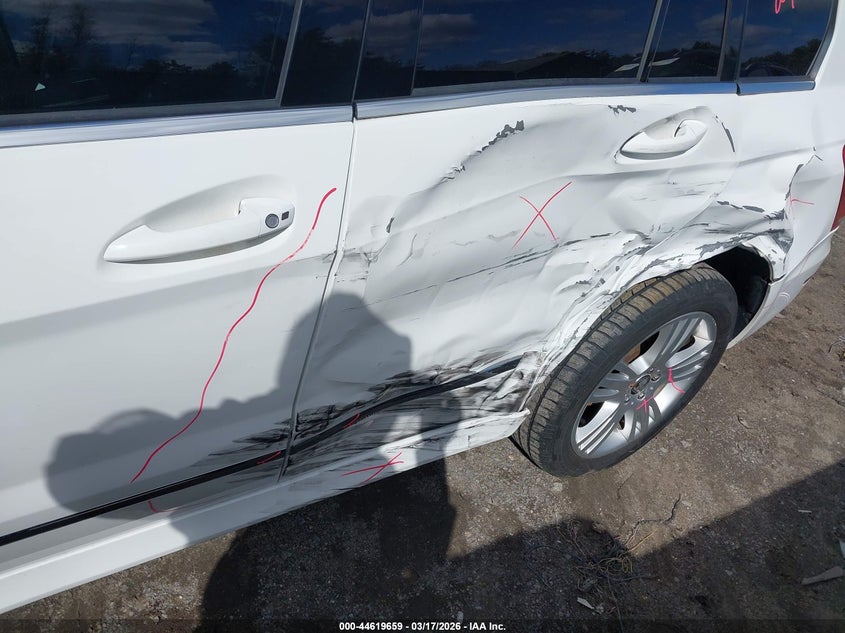 2015 Mercedes-benz Glk-klasse VIN WDCGG8JB3FG402615 IAAI salvage auction — LEFT SIDE, Salvage (Massachusetts), sold $4,350 on 2026-07-17 (photo 6)
