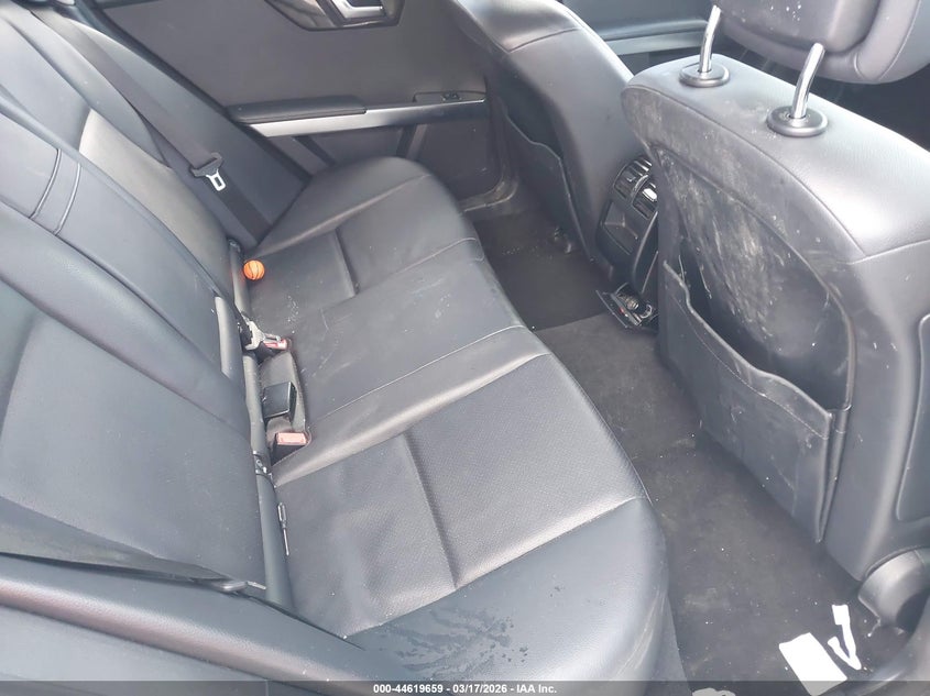 2015 Mercedes-benz Glk-klasse VIN WDCGG8JB3FG402615 IAAI salvage auction — LEFT SIDE, Salvage (Massachusetts), sold $4,350 on 2026-07-17 (photo 8)