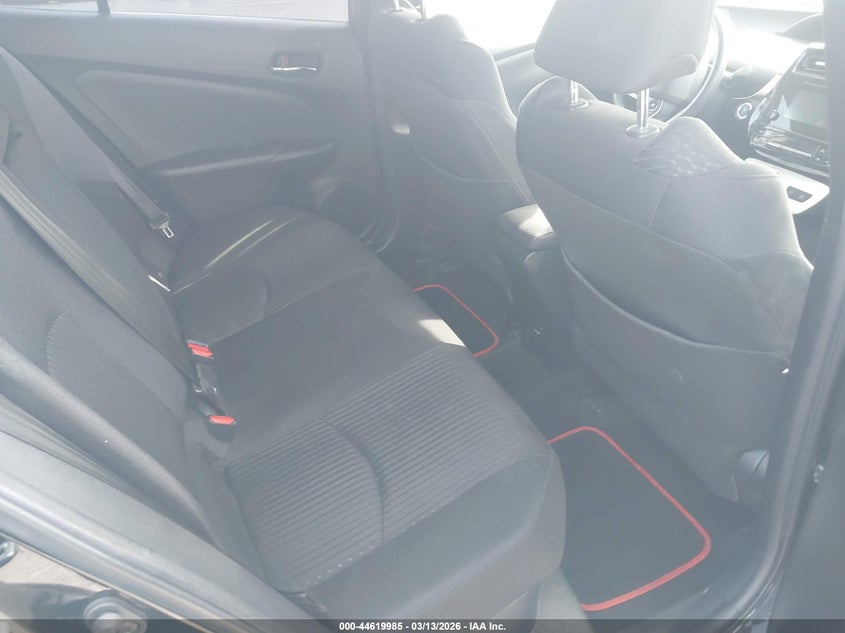 2018 Toyota Prius VIN JTDKBRFU0J3060216 IAAI salvage auction — LEFT & RIGHT, Salvage Title, sold $2,750 on 2026-07-20 (photo 8)
