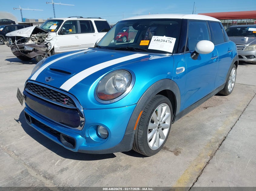 2016 Mini Hard top VIN WMWXU3C5XG2D28780 IAAI salvage auction — REAR END, Salvage Title, sold $2,175 on 2026-08-31 (photo 2)